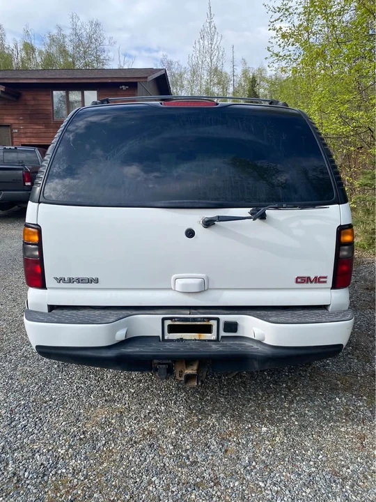 2004 GMC Yukon 2nd Gen - Image 4 of 6