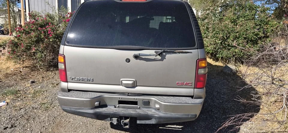 2004 GMC Yukon 2nd Gen - Image 6 of 7