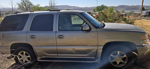 2004 GMC Yukon Denali