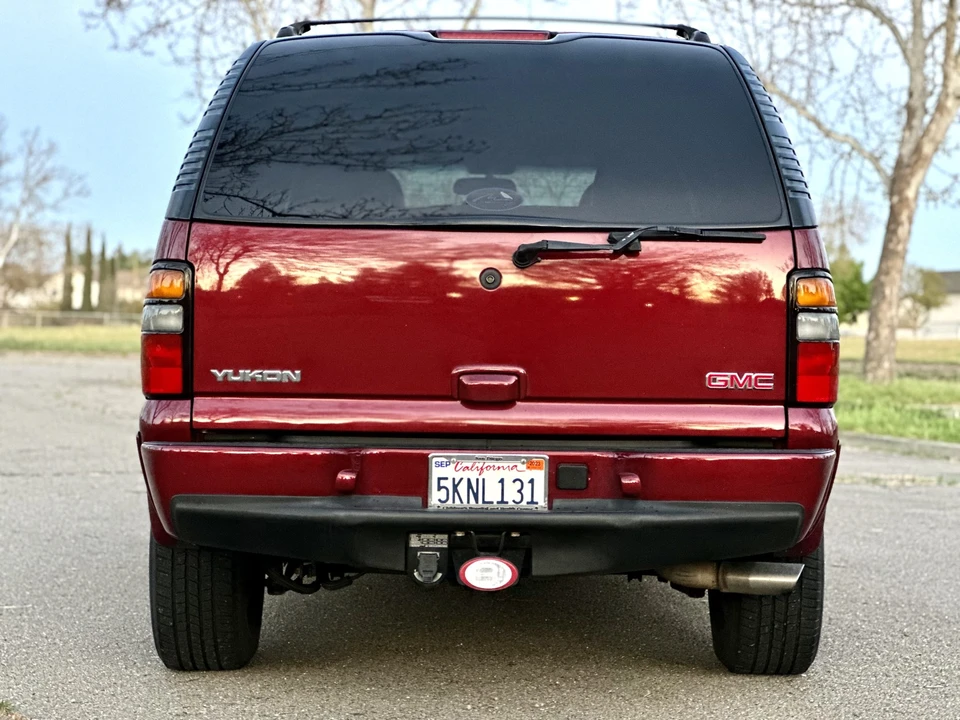 2004 GMC Yukon 2nd Gen - Image 15 of 31
