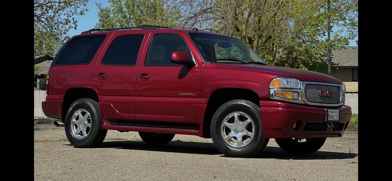 2004 GMC Yukon 2nd Gen - Image 30 of 31
