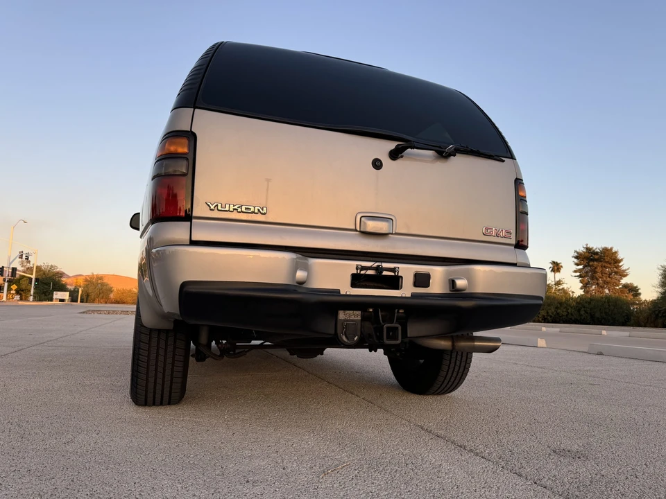 2004 GMC Yukon 2nd Gen - Image 27 of 31