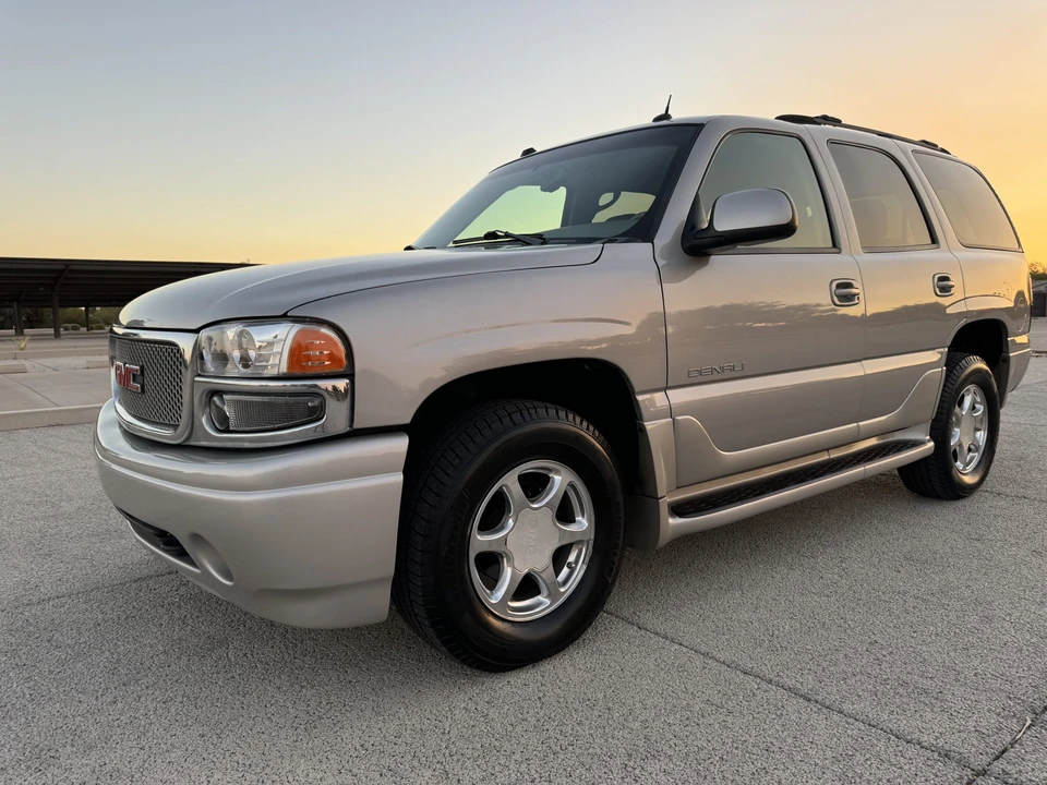 2004 GMC Yukon 2nd Gen - Image 14 of 31