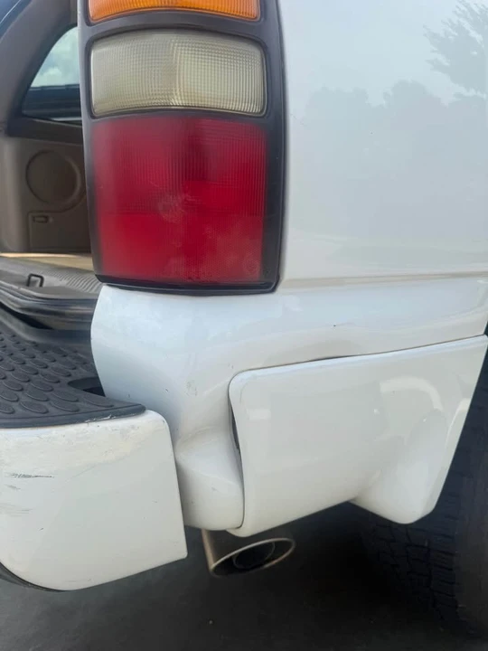 2004 GMC Yukon 2nd Gen - Image 17 of 20