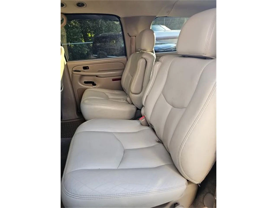 2004 GMC Yukon 2nd Gen - Image 11 of 21