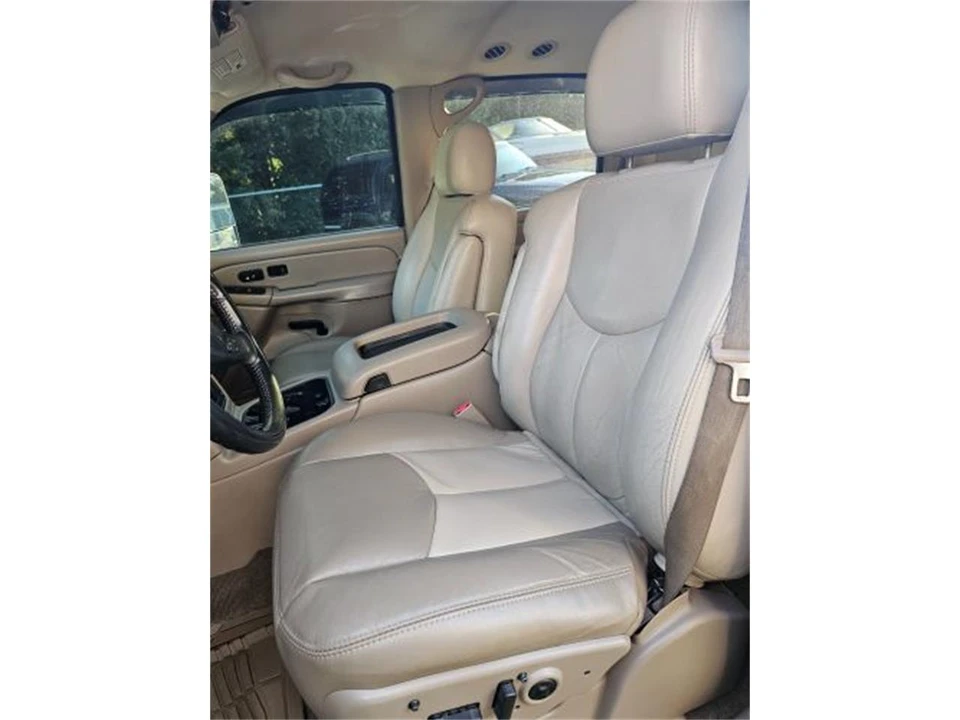 2004 GMC Yukon 2nd Gen - Image 13 of 21