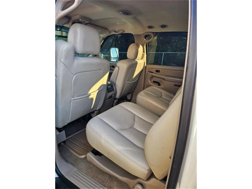 2004 GMC Yukon 2nd Gen - Image 14 of 21