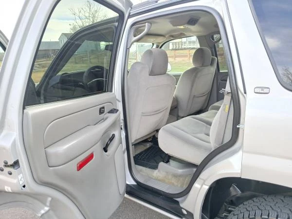 2004 GMC Yukon 3rd Gen - Image 13 of 21