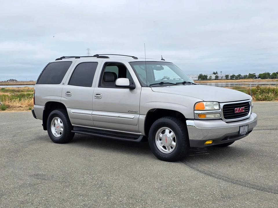2004 GMC Yukon 2nd Gen - Image 30 of 31