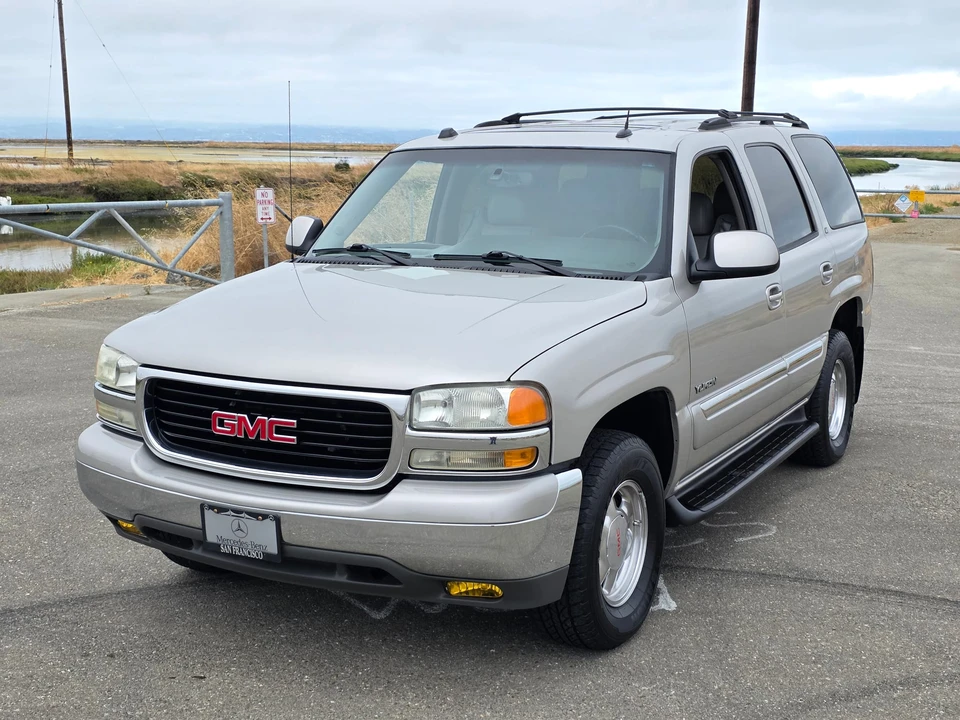 2004 GMC Yukon 2nd Gen - Image 11 of 31