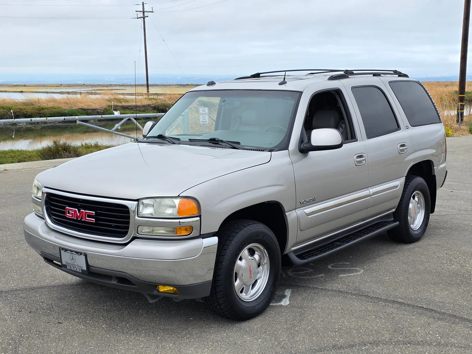 2004 GMC Yukon 2nd Gen - Image 7 of 31