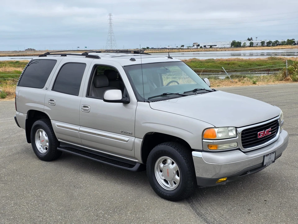 2004 GMC Yukon 2nd Gen - Image 26 of 31