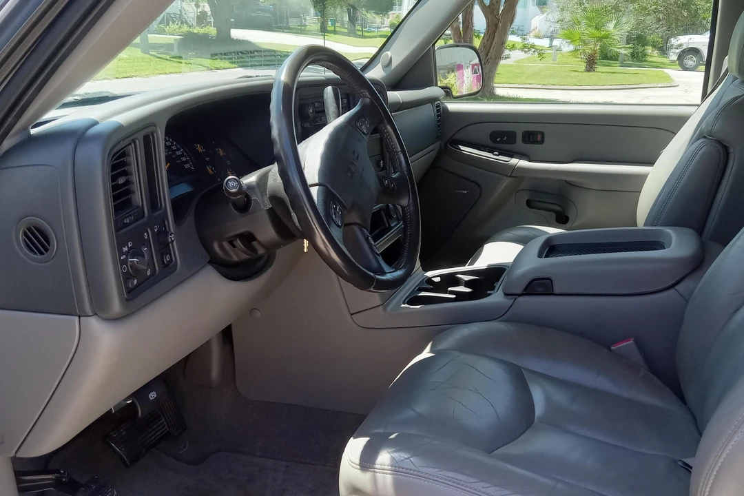 2004 GMC Yukon 2nd Gen - Image 31 of 31