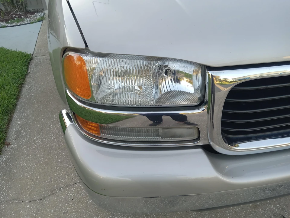 2004 GMC Yukon 2nd Gen - Image 13 of 31