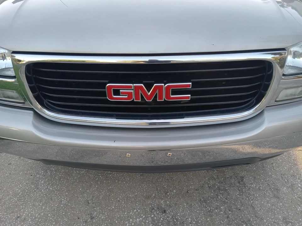 2004 GMC Yukon 2nd Gen - Image 14 of 31