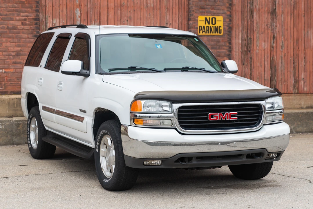 2004 GMC Yukon 2nd Gen - Image 12 of 31