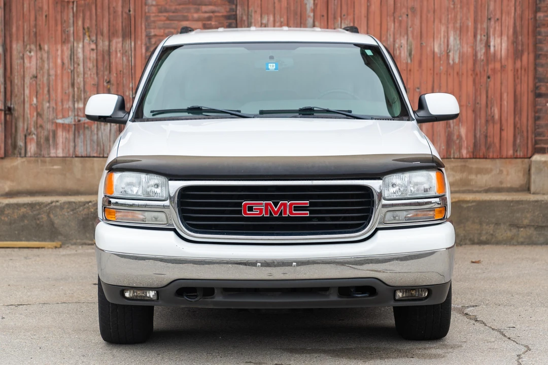 2004 GMC Yukon 2nd Gen - Image 2 of 31