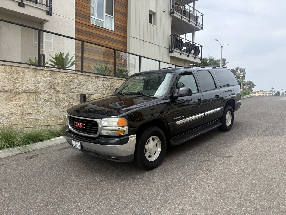 2004 GMC Yukon 2nd Gen - Image 9 of 21