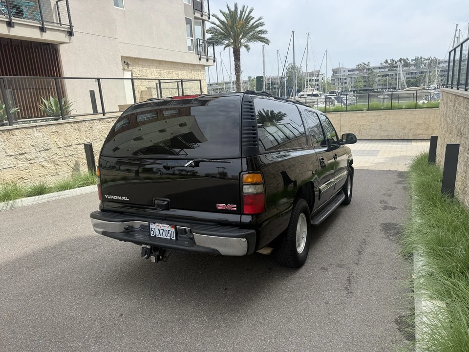 2004 GMC Yukon 2nd Gen - Image 12 of 21