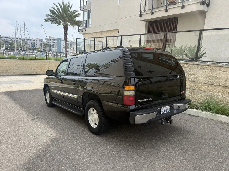 2004 GMC Yukon 2nd Gen - Image 13 of 21