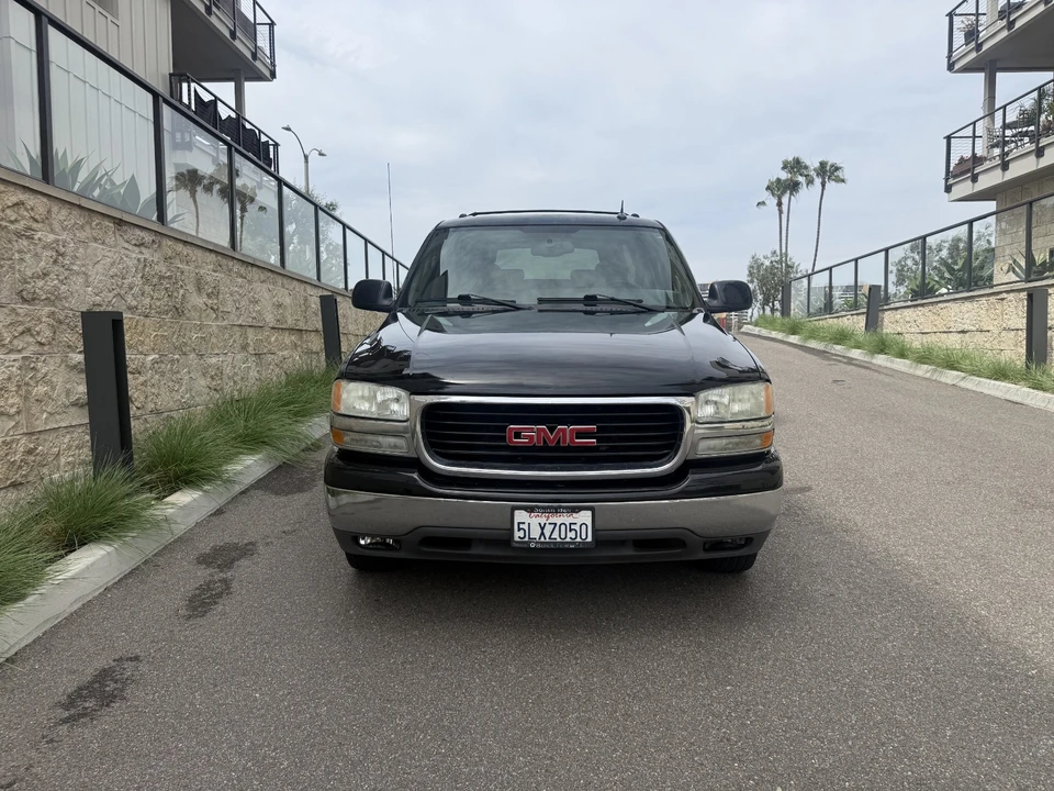 2004 GMC Yukon 2nd Gen - Image 10 of 21