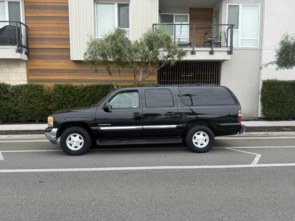 2004 GMC Yukon 2nd Gen - Image 16 of 21