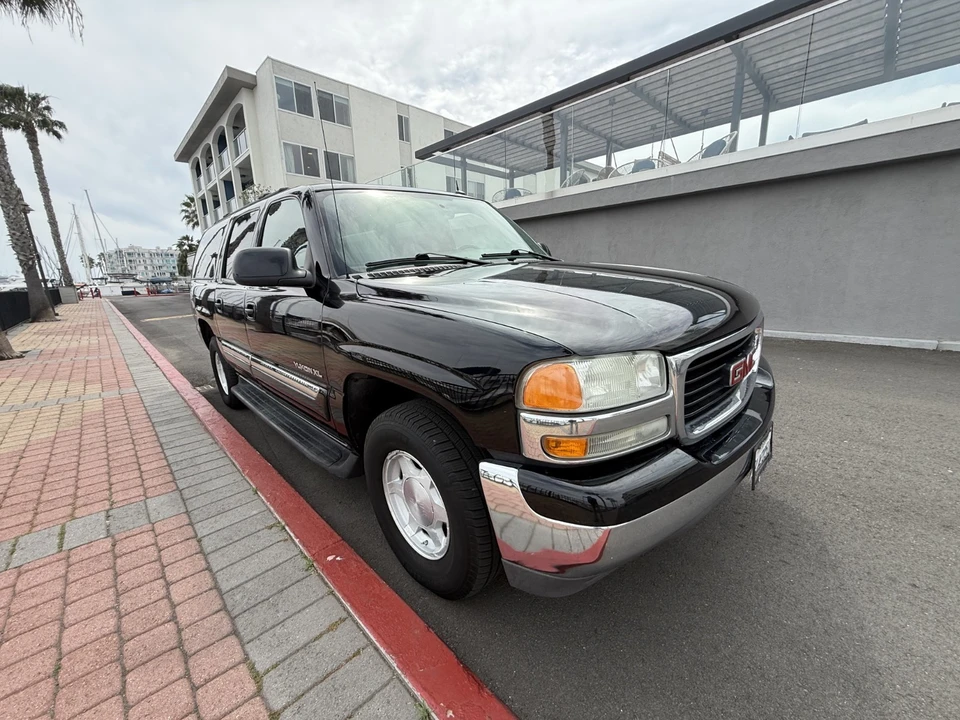 2004 GMC Yukon 2nd Gen - Image 2 of 21