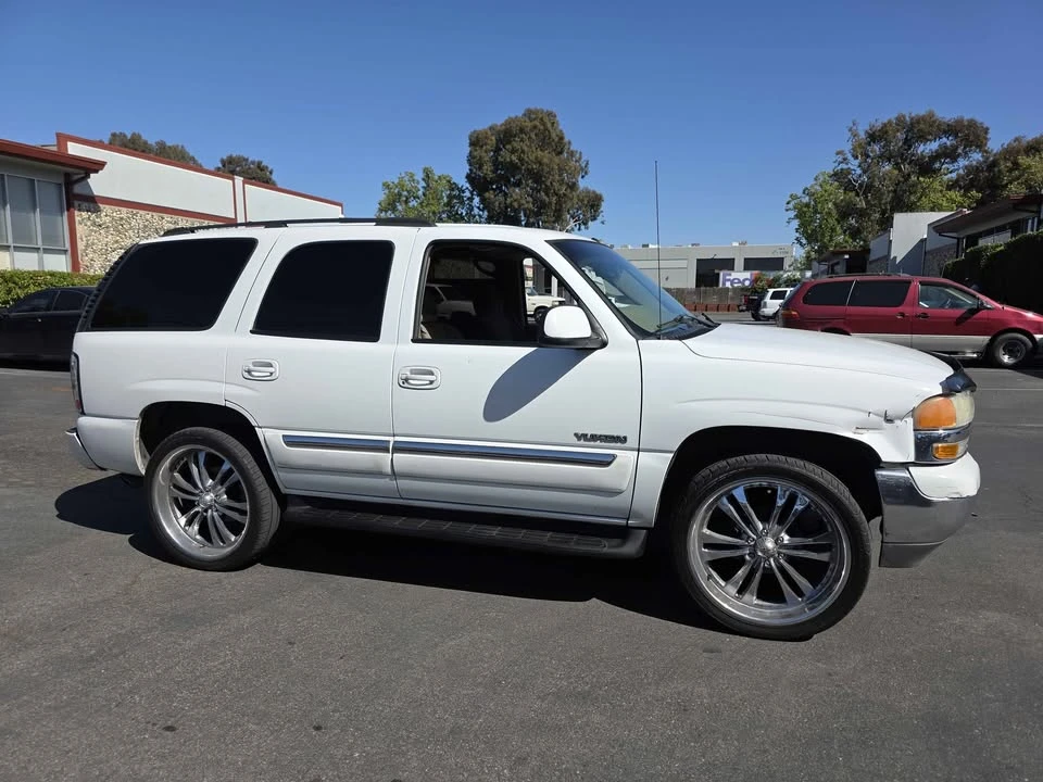2004 GMC Yukon 2nd Gen - Image 7 of 8