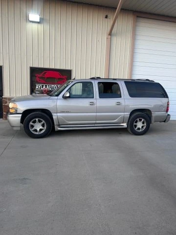 2004 GMC Yukon 2nd Gen - Image 12 of 21