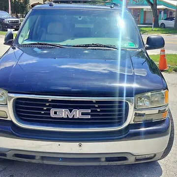 2004 GMC Yukon XL 1500 SLT Sport Utility 4D