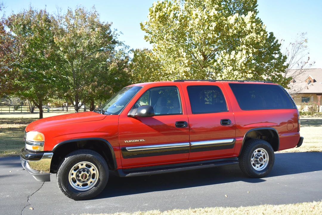 2004 GMC Yukon 2nd Gen - Image 8 of 31