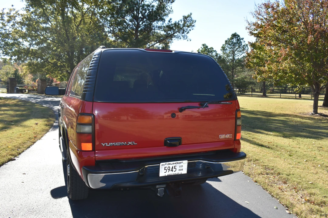 2004 GMC Yukon 2nd Gen - Image 14 of 31