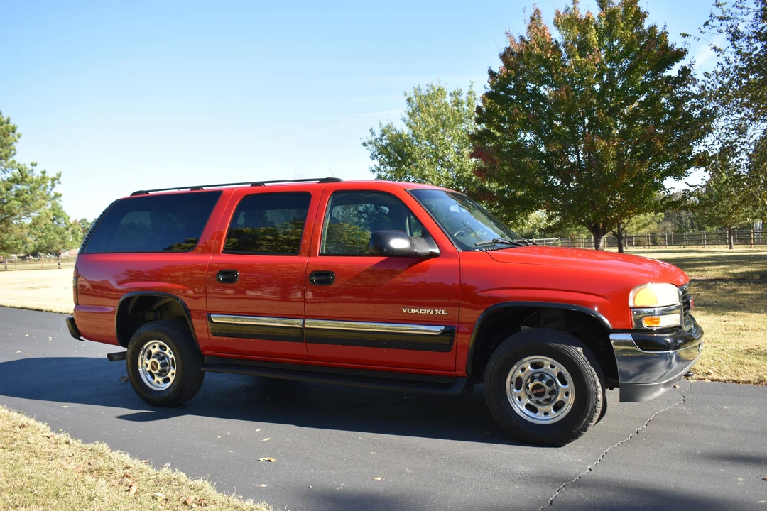 2004 GMC Yukon 2nd Gen - Image 23 of 31