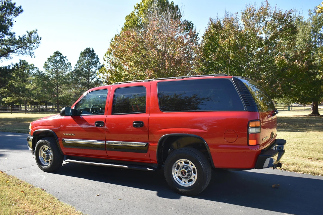 2004 GMC Yukon 2nd Gen - Image 12 of 31
