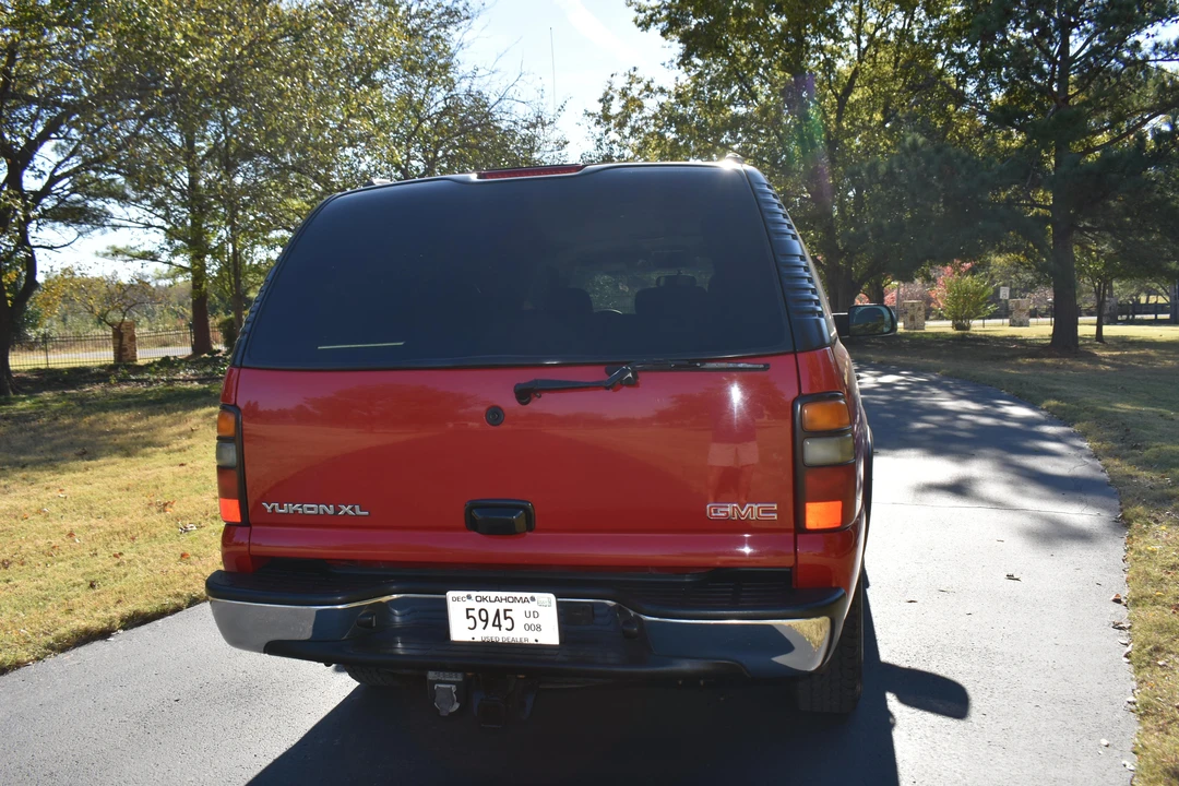 2004 GMC Yukon 2nd Gen - Image 15 of 31