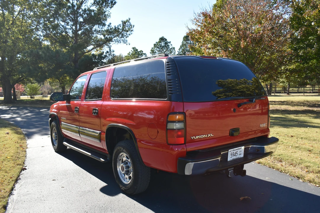 2004 GMC Yukon 2nd Gen - Image 13 of 31