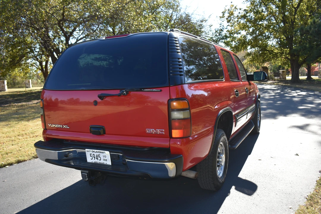 2004 GMC Yukon 2nd Gen - Image 16 of 31