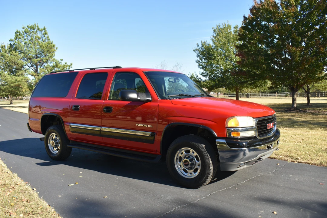 2004 GMC Yukon 2nd Gen - Image 24 of 31