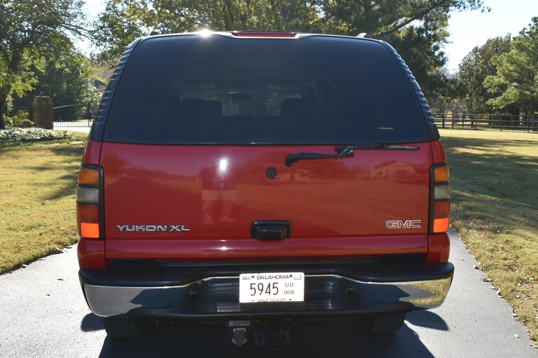 2004 GMC Yukon 2nd Gen - Image 5 of 31