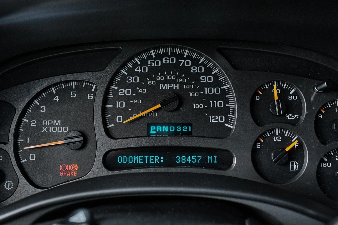 2004 GMC Yukon 2nd Gen - Image 26 of 31