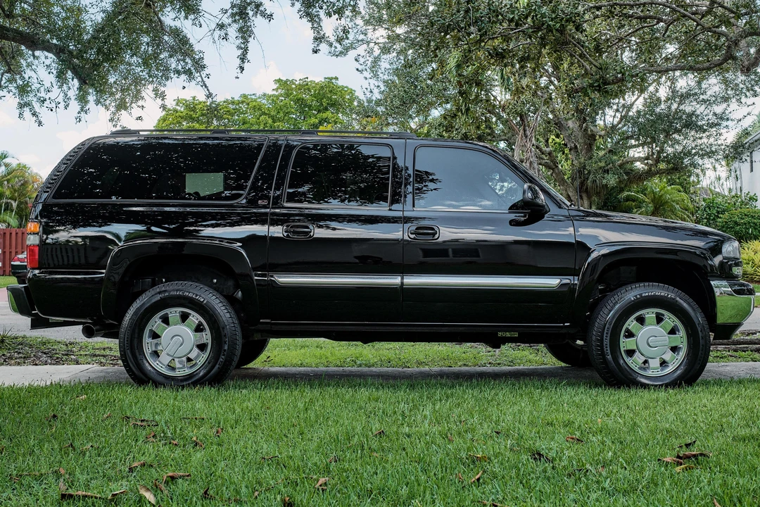 2004 GMC Yukon 2nd Gen - Image 3 of 31