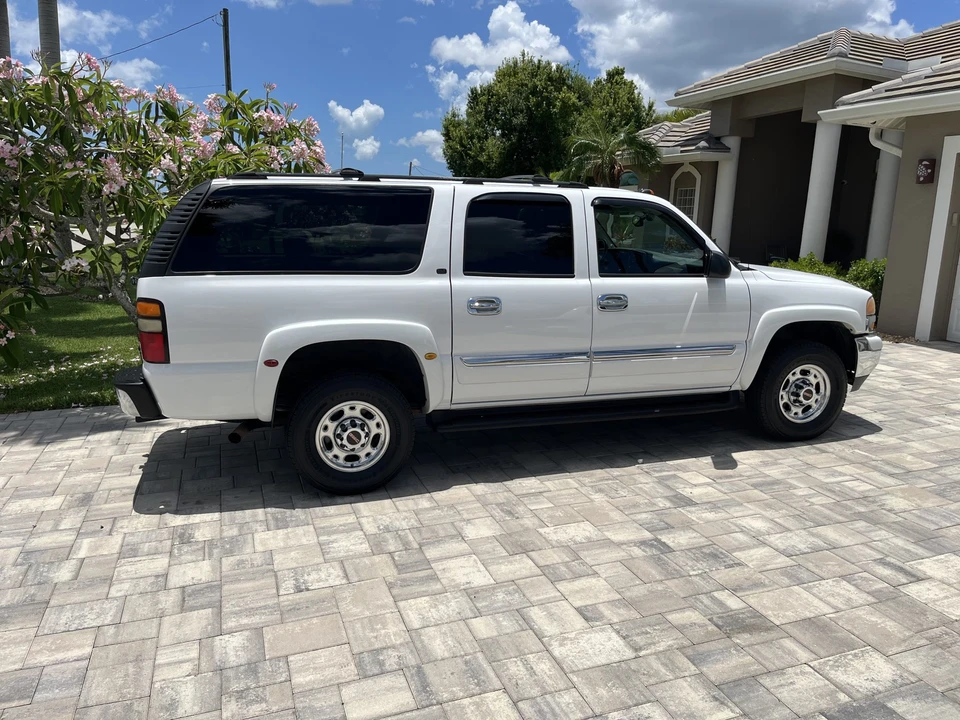 2004 GMC Yukon 2nd Gen - Image 25 of 31