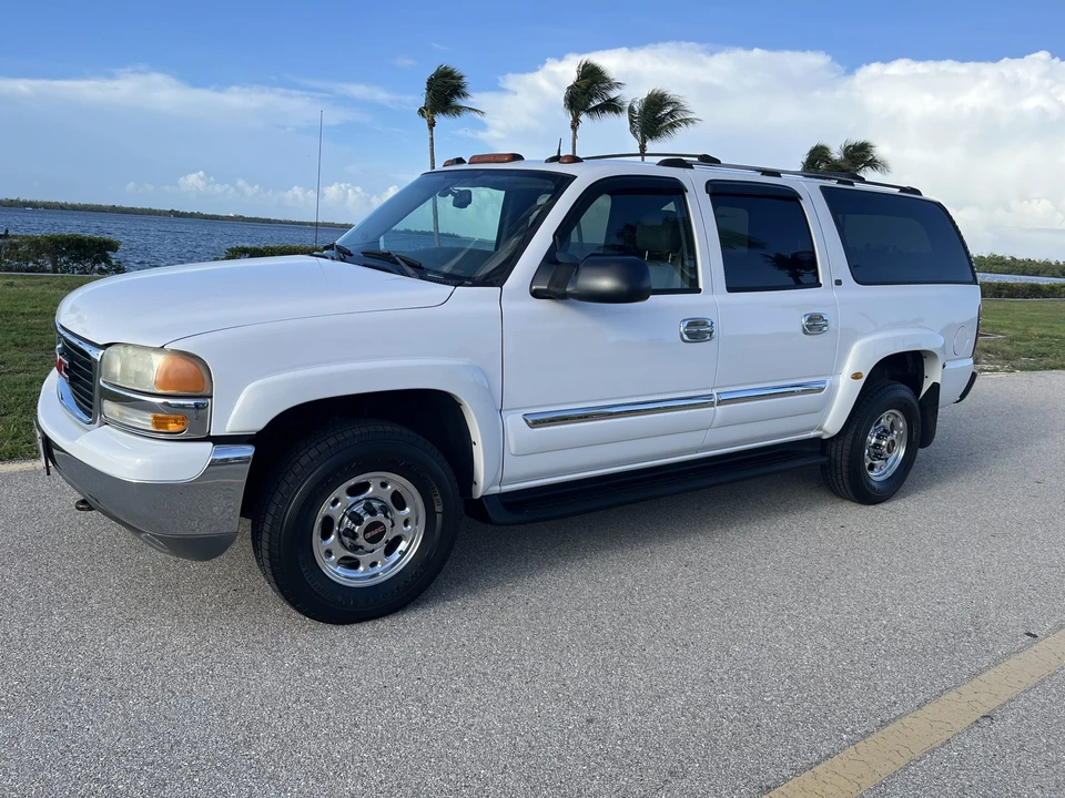 2004 GMC Yukon 2nd Gen - Image 5 of 31