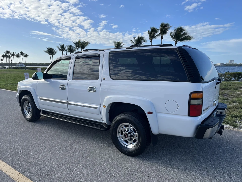 2004 GMC Yukon 2nd Gen - Image 12 of 31