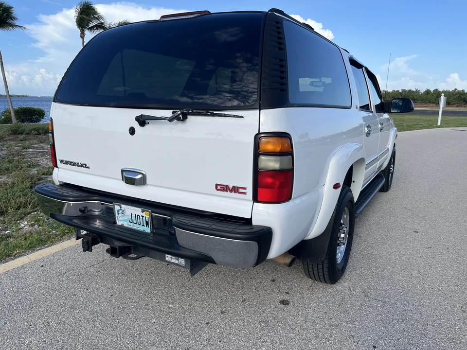 2004 GMC Yukon 2nd Gen - Image 18 of 31