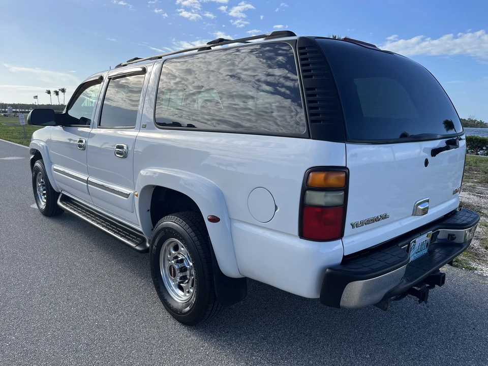 2004 GMC Yukon 2nd Gen - Image 14 of 31