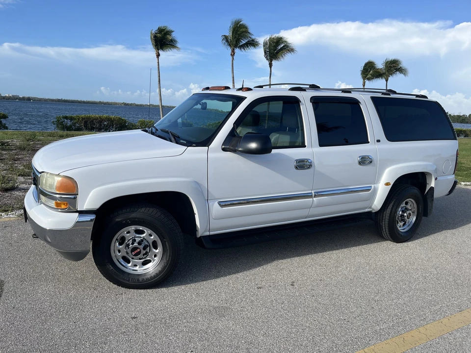 2004 GMC Yukon 2nd Gen - Image 7 of 31