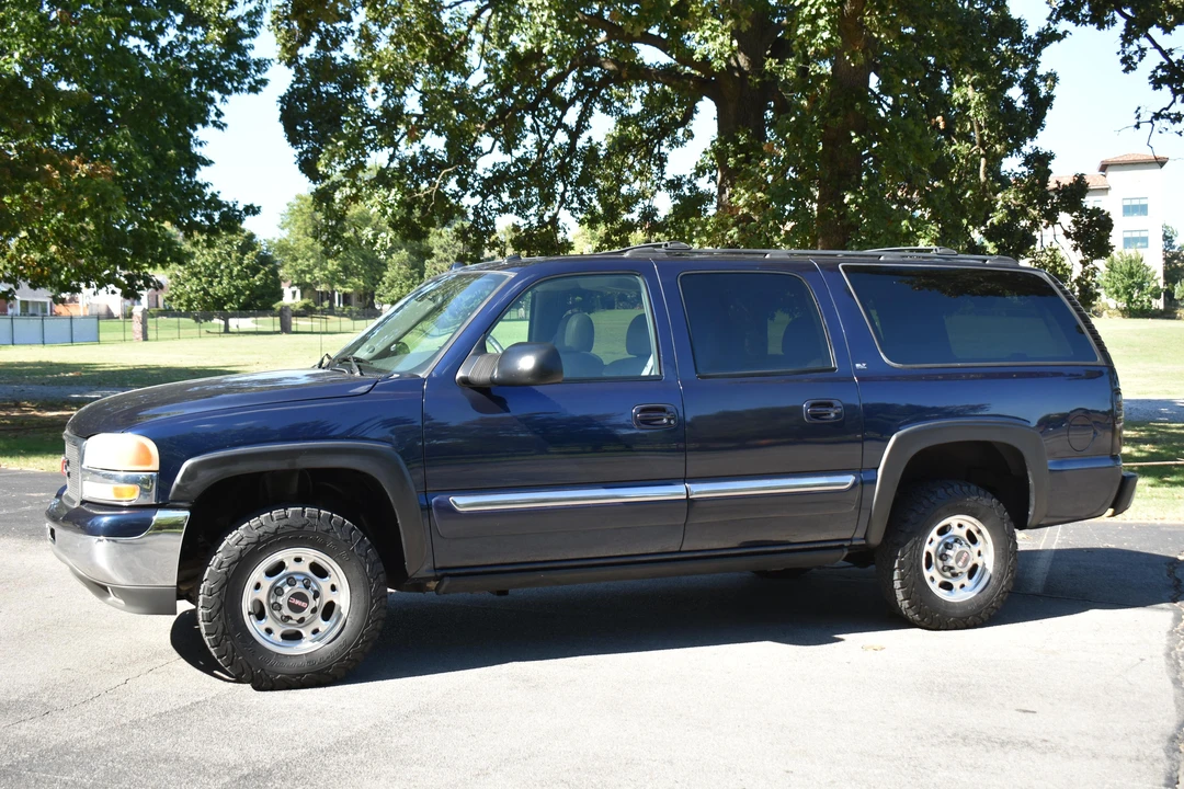 2004 GMC Yukon 2nd Gen - Image 10 of 31