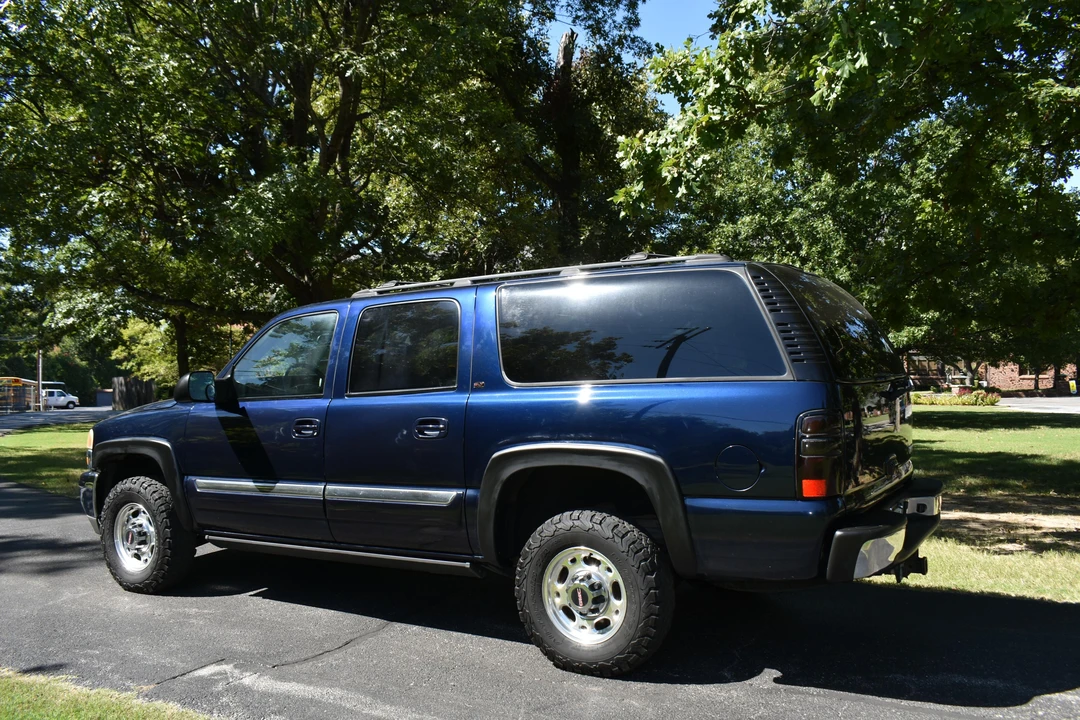 2004 GMC Yukon 2nd Gen - Image 15 of 31