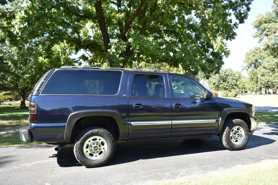 2004 GMC Yukon 2nd Gen - Image 25 of 31